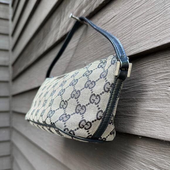 Authentic Gucci Navy Monogram Boat Pochette Bag Handbag Beige GG Y2K - Picture 4 of 11